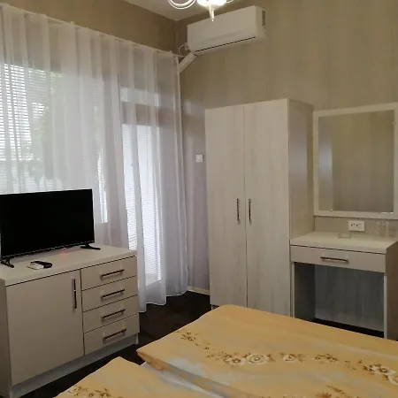 招待所 джорджия 希典